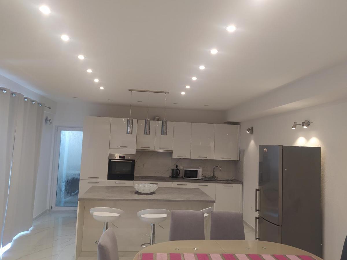 Apartmani Trubi 3 沃迪切 外观 照片