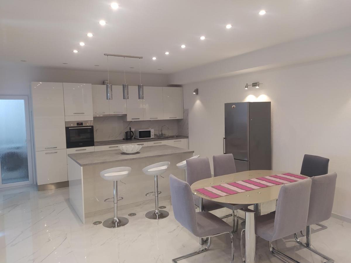 Apartmani Trubi 3 沃迪切 外观 照片