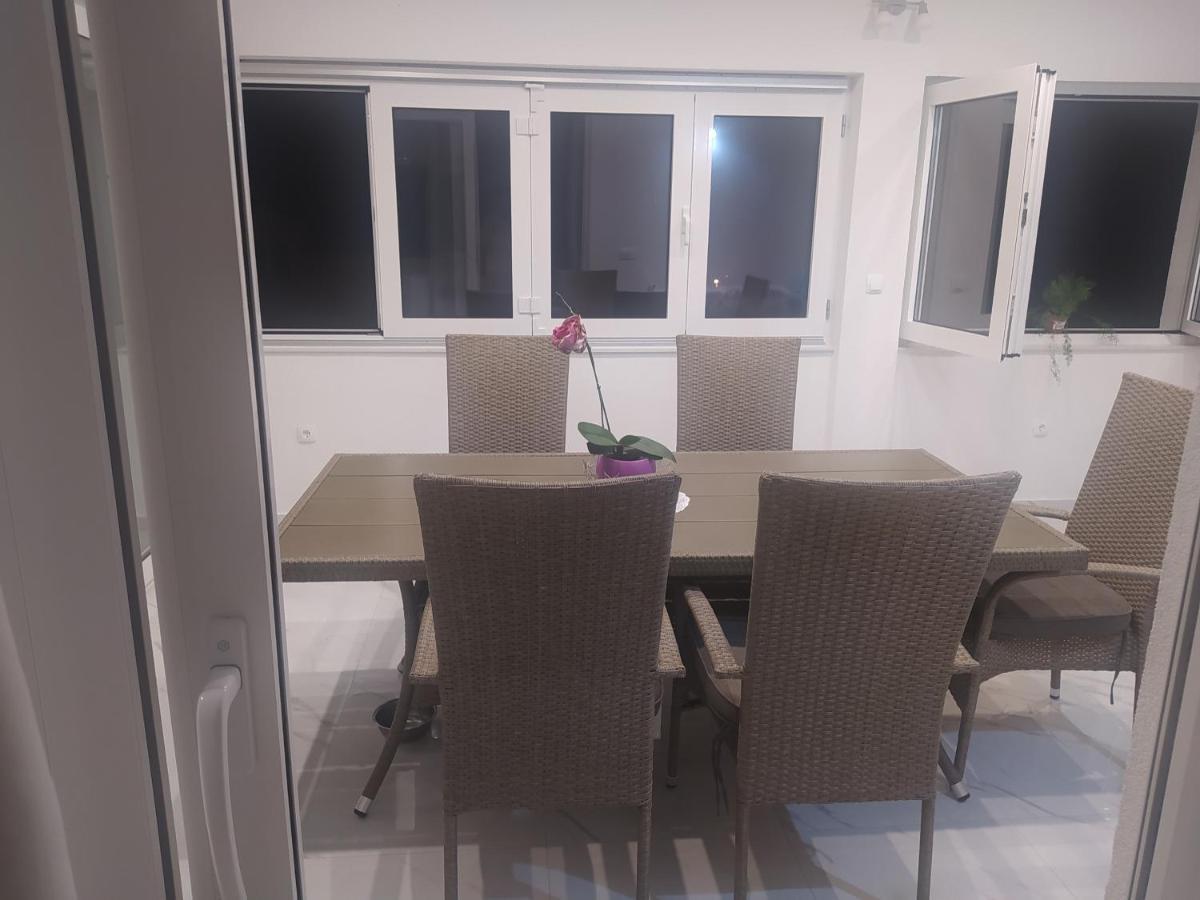 Apartmani Trubi 3 沃迪切 外观 照片